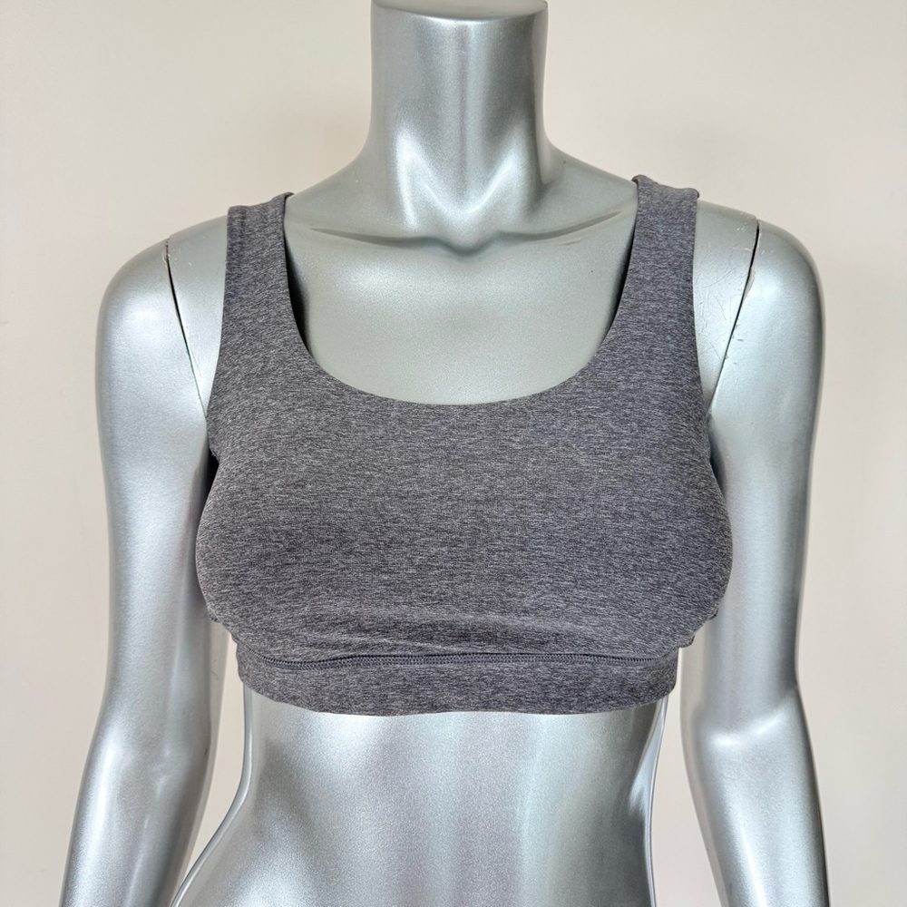 Lululemon Athletica women sport bra size 8